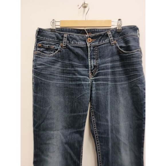 Silver Jeans Womens Suki Bootcut Jeans Size 36 Dark Blue Wash Denim Mid Rise - Picture 2 of 10